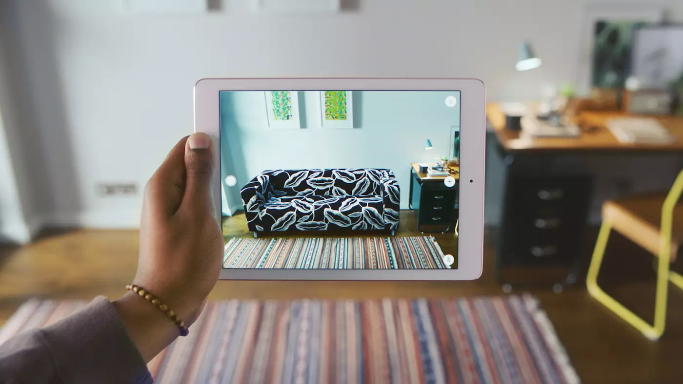 Augmented Reality in retail furniture business ikea